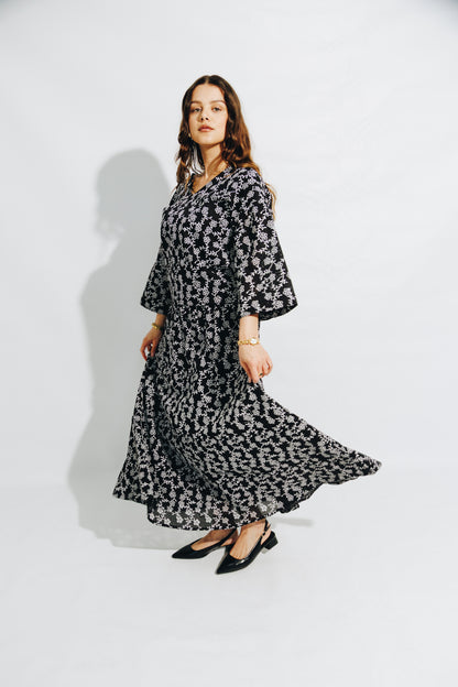 B&W Anglaise Skirt&Tunic
