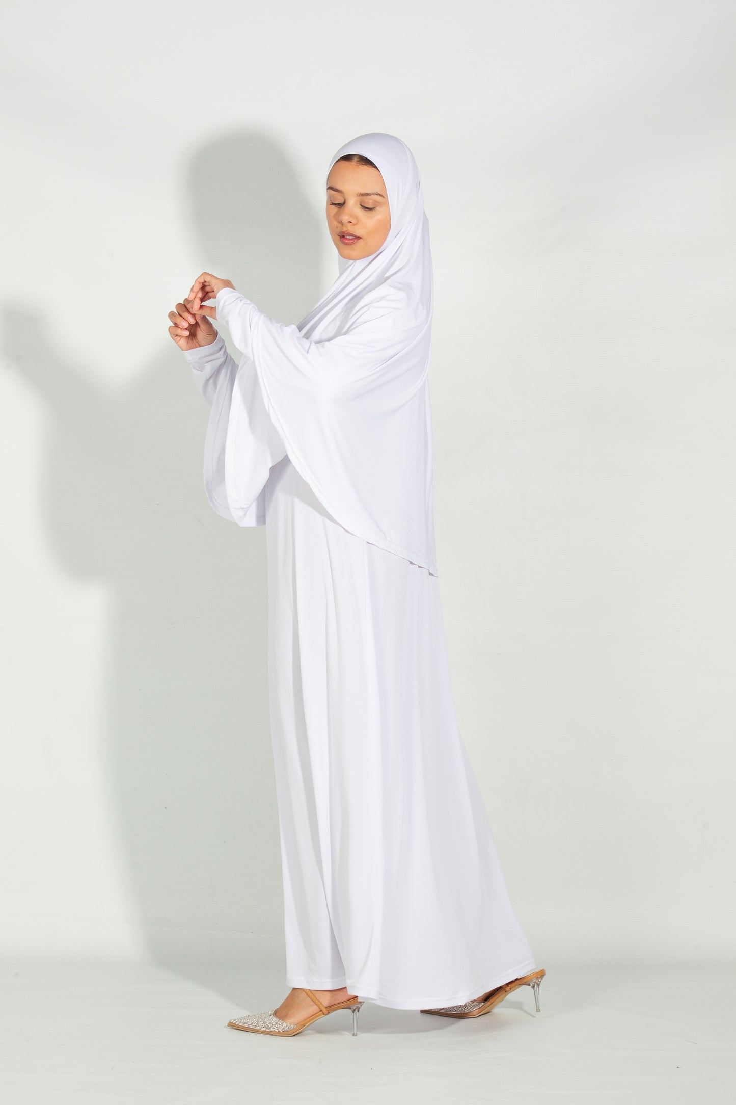 White Abayah&Burkie